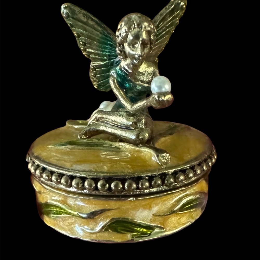 Fairy Holding Faux Pearl Mini Trinket Box